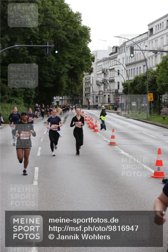 14.06.2026 - REWE Women's Run Jannik Wohlers http://msf.ph/oto/9816947 14.06.2026 10:54:30 Laufen 7 meine-sportfotos.de