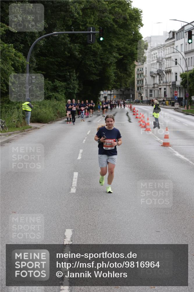 14.06.2026 - REWE Women's Run Jannik Wohlers http://msf.ph/oto/9816964 14.06.2026 10:54:35 Laufen  meine-sportfotos.de