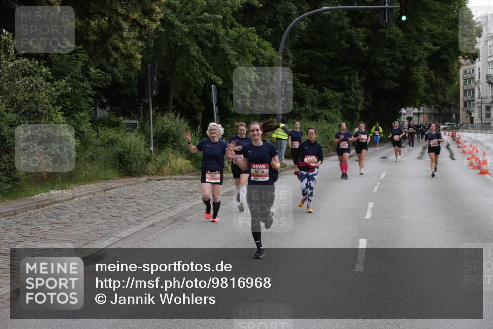 14.06.2026 - REWE Women's Run Jannik Wohlers http://msf.ph/oto/9816968 14.06.2026 10:54:43 Laufen  meine-sportfotos.de