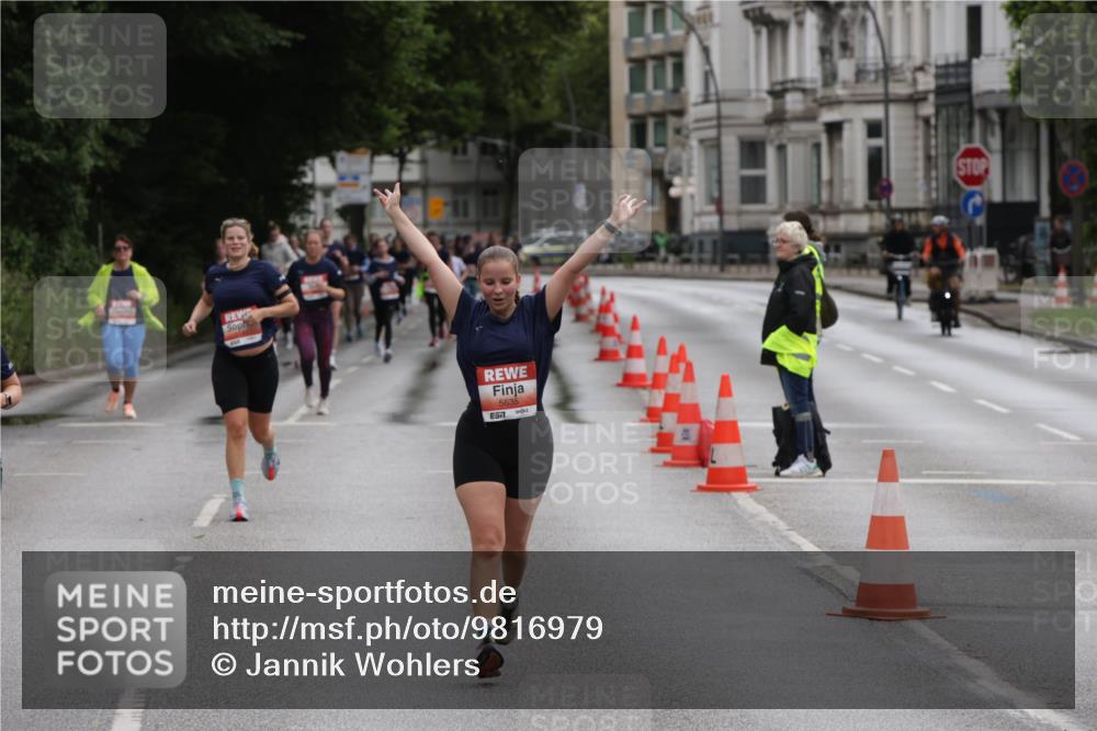 14.06.2026 - REWE Women's Run Jannik Wohlers http://msf.ph/oto/9816979 14.06.2026 10:54:47 Laufen 5635, 7 meine-sportfotos.de