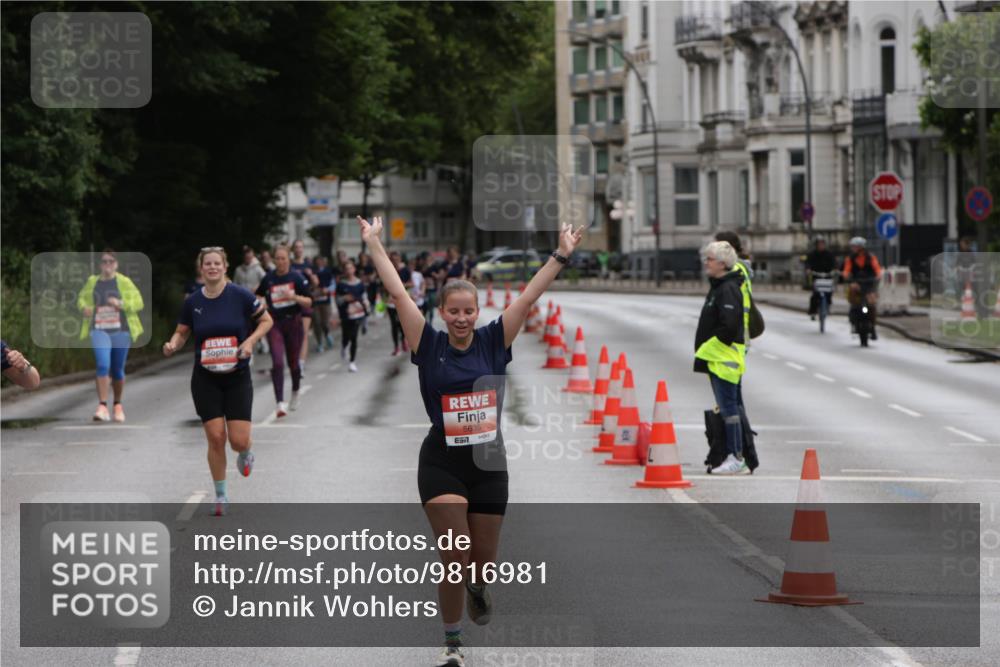 14.06.2026 - REWE Women's Run Jannik Wohlers http://msf.ph/oto/9816981 14.06.2026 10:54:47 Laufen 5635, 57 meine-sportfotos.de