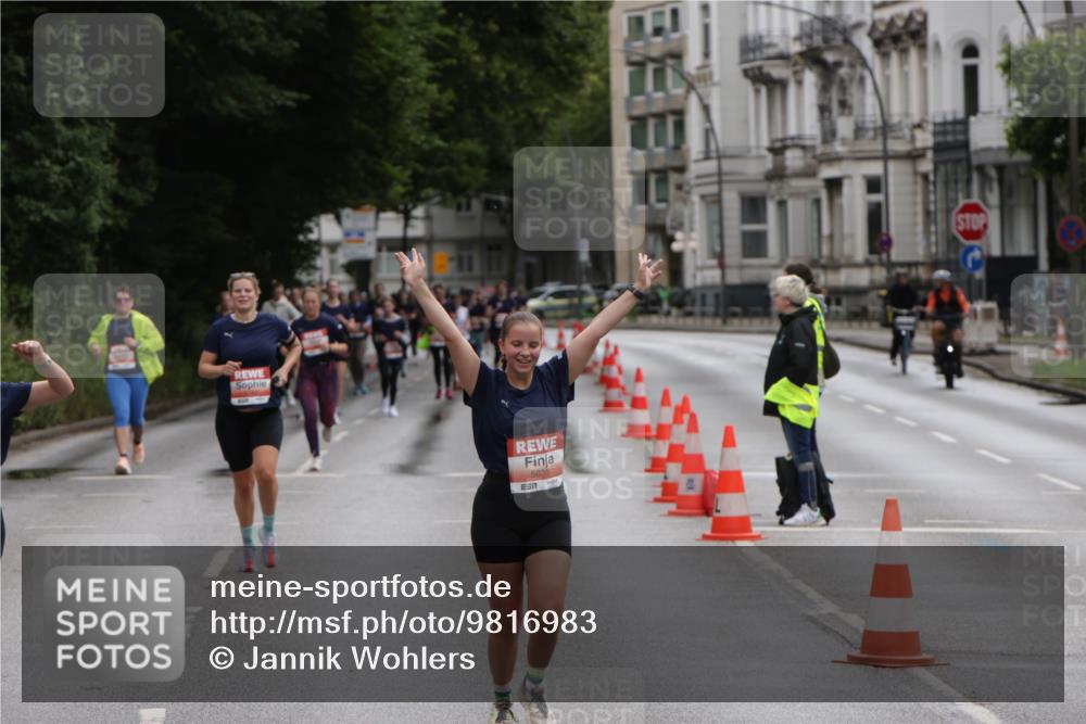 14.06.2026 - REWE Women's Run Jannik Wohlers http://msf.ph/oto/9816983 14.06.2026 10:54:47 Laufen 7, 5635 meine-sportfotos.de