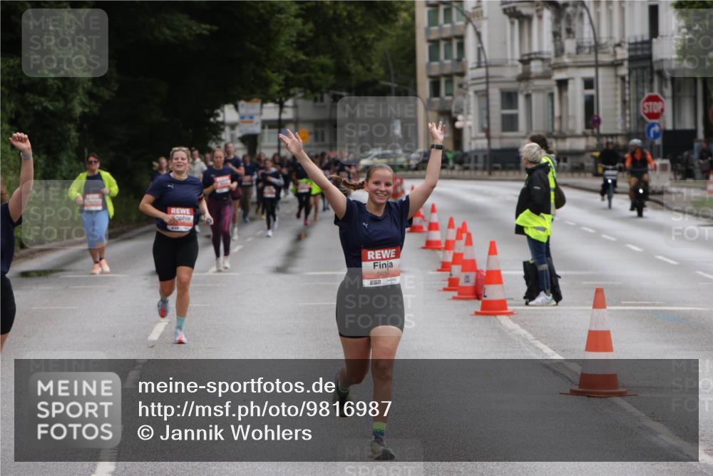 14.06.2026 - REWE Women's Run Jannik Wohlers http://msf.ph/oto/9816987 14.06.2026 10:54:47 Laufen 5635, 7 meine-sportfotos.de
