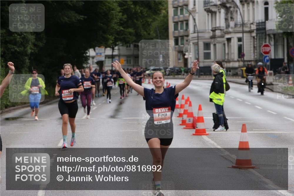 14.06.2026 - REWE Women's Run Jannik Wohlers http://msf.ph/oto/9816992 14.06.2026 10:54:47 Laufen 5635, 7 meine-sportfotos.de