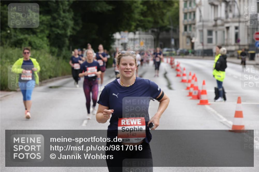 14.06.2026 - REWE Women's Run Jannik Wohlers http://msf.ph/oto/9817016 14.06.2026 10:54:54 Laufen 5142 meine-sportfotos.de