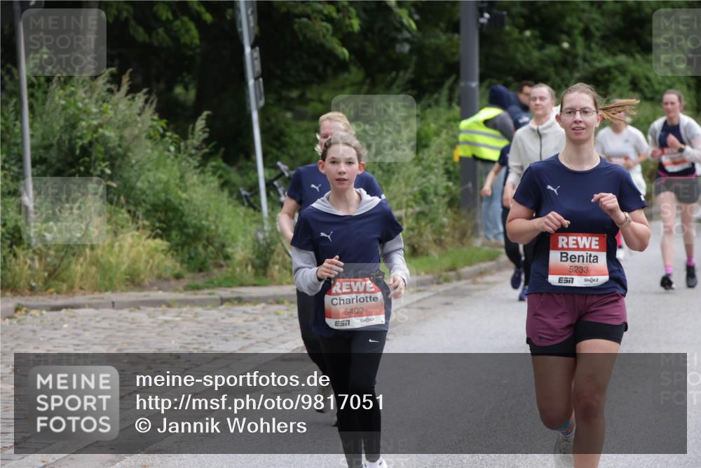 14.06.2026 - REWE Women's Run Jannik Wohlers http://msf.ph/oto/9817051 14.06.2026 10:55:03 Laufen 5409, 5233, 7 meine-sportfotos.de