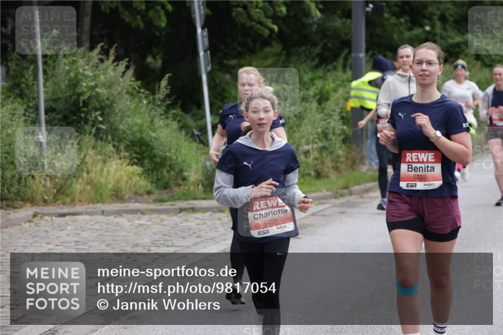 14.06.2026 - REWE Women's Run Jannik Wohlers http://msf.ph/oto/9817054 14.06.2026 10:55:04 Laufen 5409, 5233, 7 meine-sportfotos.de