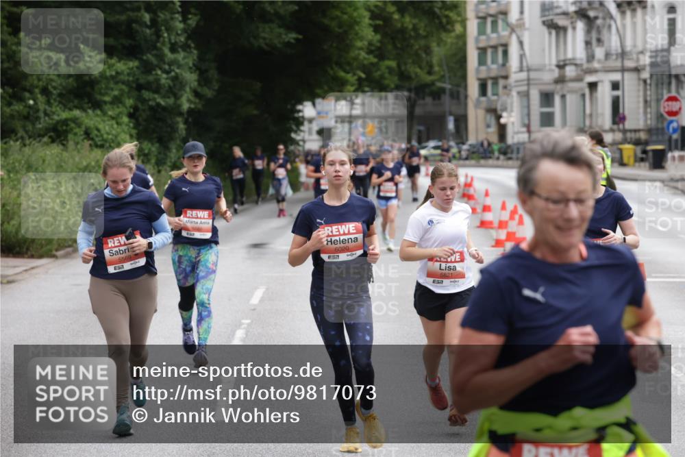 14.06.2026 - REWE Women's Run Jannik Wohlers http://msf.ph/oto/9817073 14.06.2026 10:55:09 Laufen 5569, 57, 5560, 6020, 5821, 57 meine-sportfotos.de
