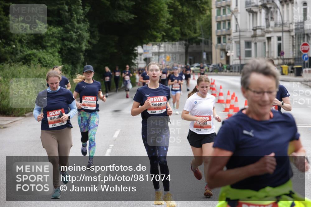 14.06.2026 - REWE Women's Run Jannik Wohlers http://msf.ph/oto/9817074 14.06.2026 10:55:09 Laufen 5569, 57, 6020, 5821, 7 meine-sportfotos.de