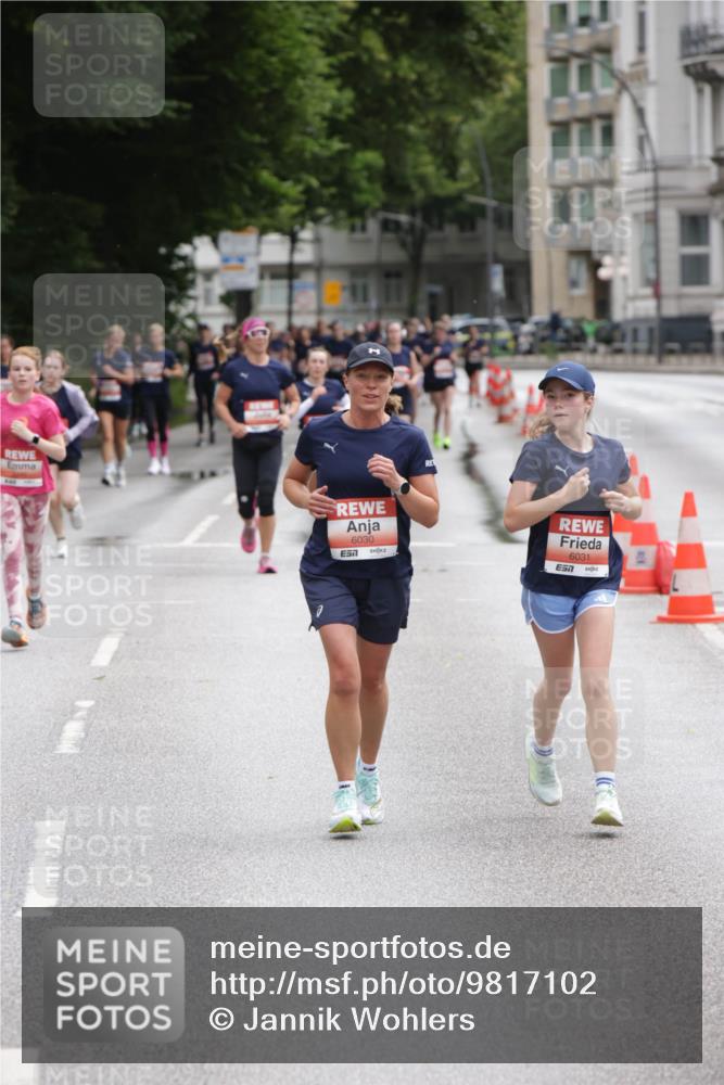 14.06.2026 - REWE Women's Run Jannik Wohlers http://msf.ph/oto/9817102 14.06.2026 10:55:16 Laufen 6030, 57, 6031, 7 meine-sportfotos.de