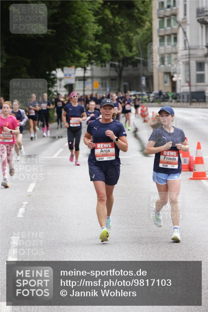 14.06.2026 - REWE Women's Run Jannik Wohlers http://msf.ph/oto/9817103 14.06.2026 10:55:16 Laufen 6030, 6031 meine-sportfotos.de