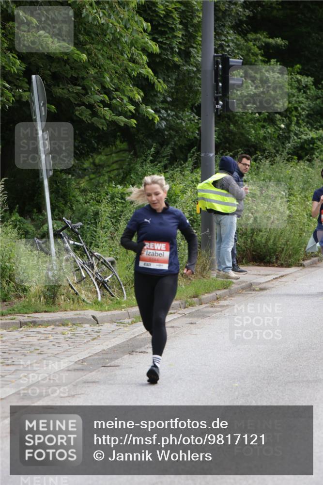 14.06.2026 - REWE Women's Run Jannik Wohlers http://msf.ph/oto/9817121 14.06.2026 10:55:19 Laufen 6144, 511 meine-sportfotos.de
