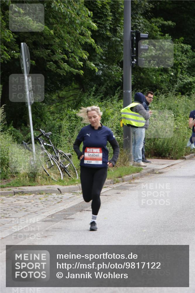14.06.2026 - REWE Women's Run Jannik Wohlers http://msf.ph/oto/9817122 14.06.2026 10:55:19 Laufen 6144, 7 meine-sportfotos.de