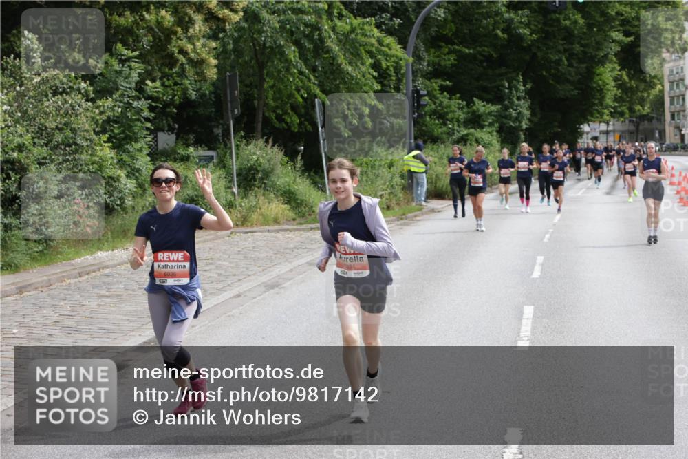 14.06.2026 - REWE Women's Run Jannik Wohlers http://msf.ph/oto/9817142 14.06.2026 10:55:27 Laufen 6035, 557, 6034 meine-sportfotos.de