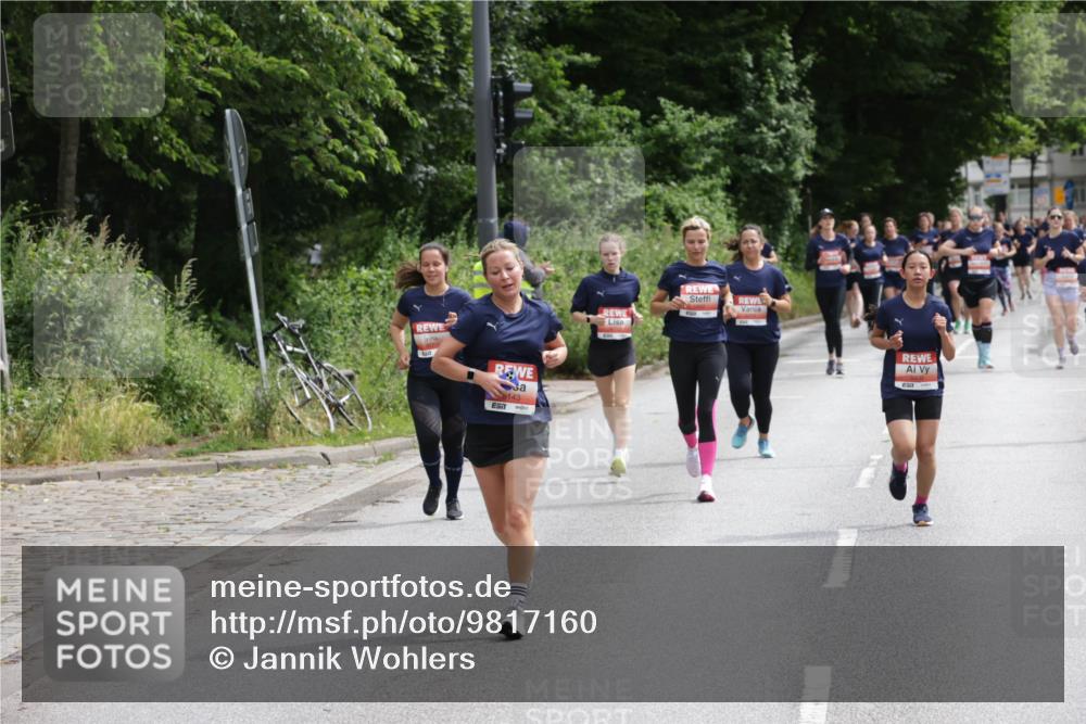 14.06.2026 - REWE Women's Run Jannik Wohlers http://msf.ph/oto/9817160 14.06.2026 10:55:31 Laufen 57, 143 meine-sportfotos.de