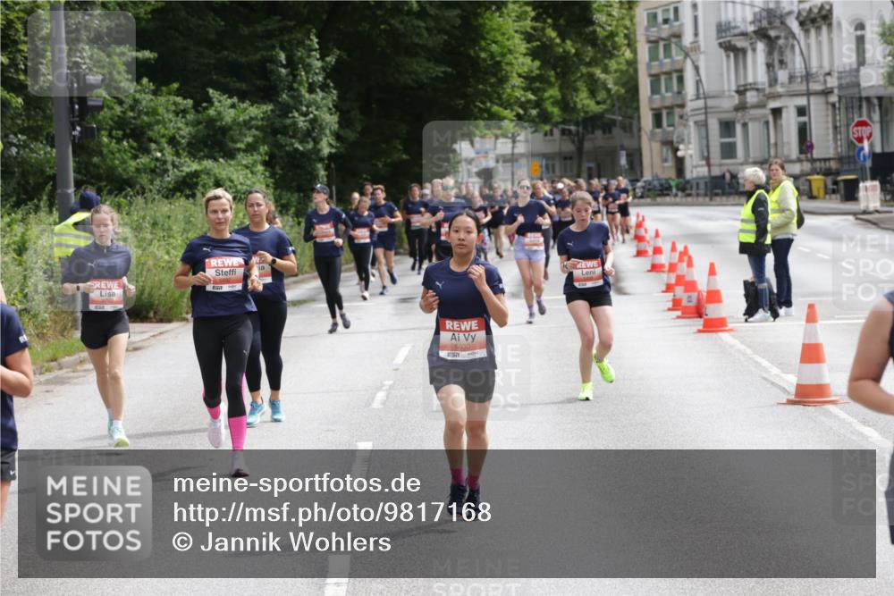 14.06.2026 - REWE Women's Run Jannik Wohlers http://msf.ph/oto/9817168 14.06.2026 10:55:32 Laufen 5930 meine-sportfotos.de