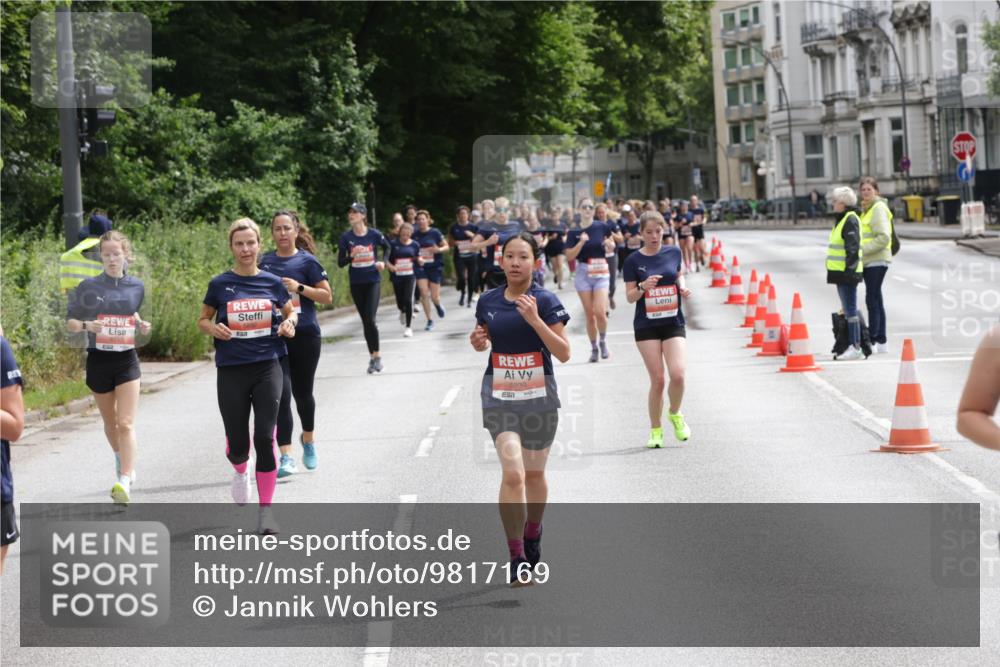 14.06.2026 - REWE Women's Run Jannik Wohlers http://msf.ph/oto/9817169 14.06.2026 10:55:32 Laufen 5930 meine-sportfotos.de