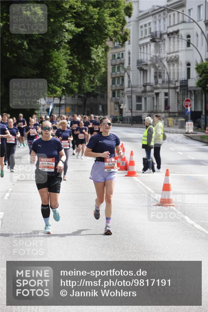 14.06.2026 - REWE Women's Run Jannik Wohlers http://msf.ph/oto/9817191 14.06.2026 10:55:39 Laufen 5322, 657, 7 meine-sportfotos.de