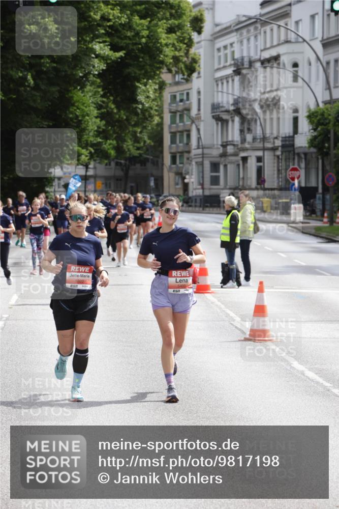 14.06.2026 - REWE Women's Run Jannik Wohlers http://msf.ph/oto/9817198 14.06.2026 10:55:39 Laufen 5322, 7, 5403, 7 meine-sportfotos.de