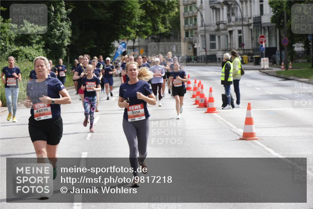 14.06.2026 - REWE Women's Run Jannik Wohlers http://msf.ph/oto/9817218 14.06.2026 10:55:44 Laufen 5929, 657, 5286, 651 meine-sportfotos.de