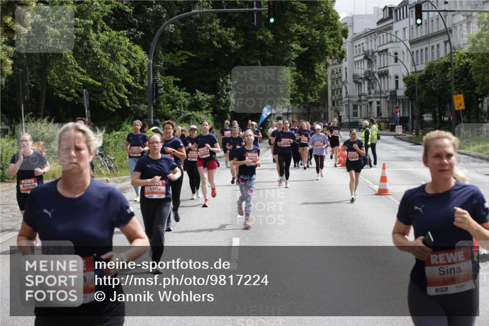 14.06.2026 - REWE Women's Run Jannik Wohlers http://msf.ph/oto/9817224 14.06.2026 10:55:47 Laufen 5929, 5286, 57, 01 meine-sportfotos.de