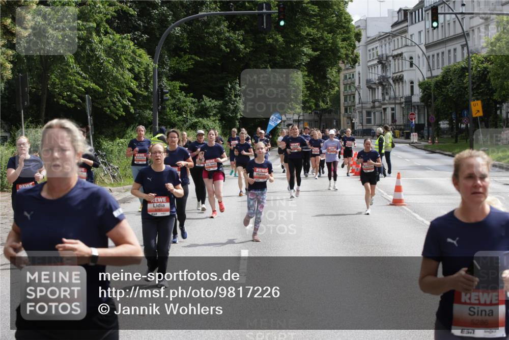 14.06.2026 - REWE Women's Run Jannik Wohlers http://msf.ph/oto/9817226 14.06.2026 10:55:47 Laufen 5929, 511, 1, 5286, 57 meine-sportfotos.de