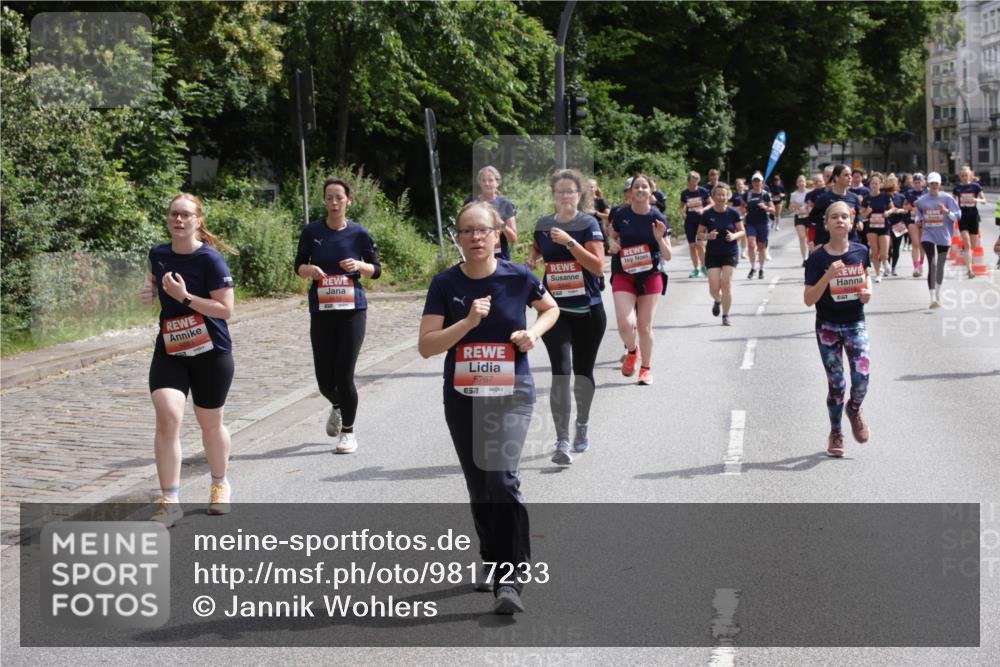 14.06.2026 - REWE Women's Run Jannik Wohlers http://msf.ph/oto/9817233 14.06.2026 10:55:48 Laufen 5767, 7 meine-sportfotos.de