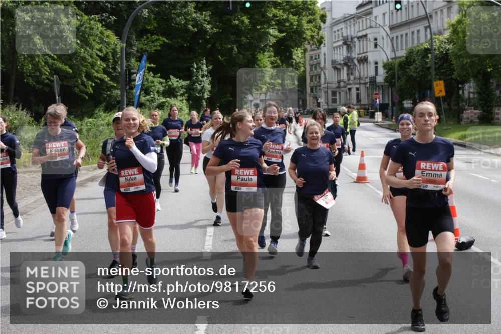 14.06.2026 - REWE Women's Run Jannik Wohlers http://msf.ph/oto/9817256 14.06.2026 10:55:56 Laufen 5004, 7, 5002, 57, 1, 5928, 57 meine-sportfotos.de