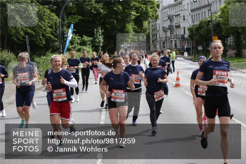 14.06.2026 - REWE Women's Run Jannik Wohlers http://msf.ph/oto/9817259 14.06.2026 10:55:56 Laufen 5004, 5002, 57, 01, 5001, 5928, 57 meine-sportfotos.de