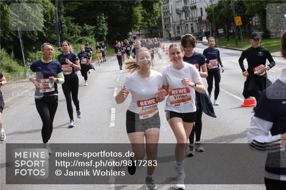 14.06.2026 - REWE Women's Run Jannik Wohlers http://msf.ph/oto/9817283 14.06.2026 10:55:59 Laufen 5532, 5547, 7, 5548, 57, 01 meine-sportfotos.de