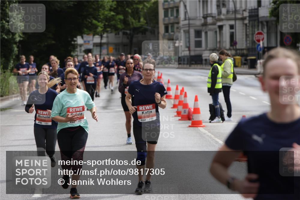 14.06.2026 - REWE Women's Run Jannik Wohlers http://msf.ph/oto/9817305 14.06.2026 10:56:03 Laufen 6008, 5455, 57 meine-sportfotos.de