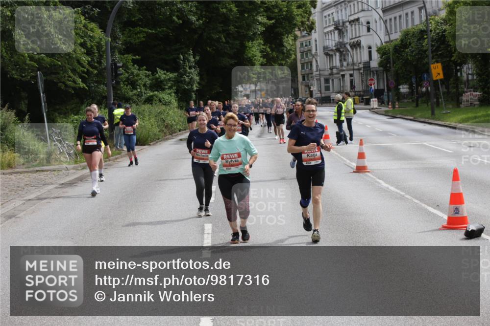 14.06.2026 - REWE Women's Run Jannik Wohlers http://msf.ph/oto/9817316 14.06.2026 10:56:05 Laufen 5, 1 meine-sportfotos.de