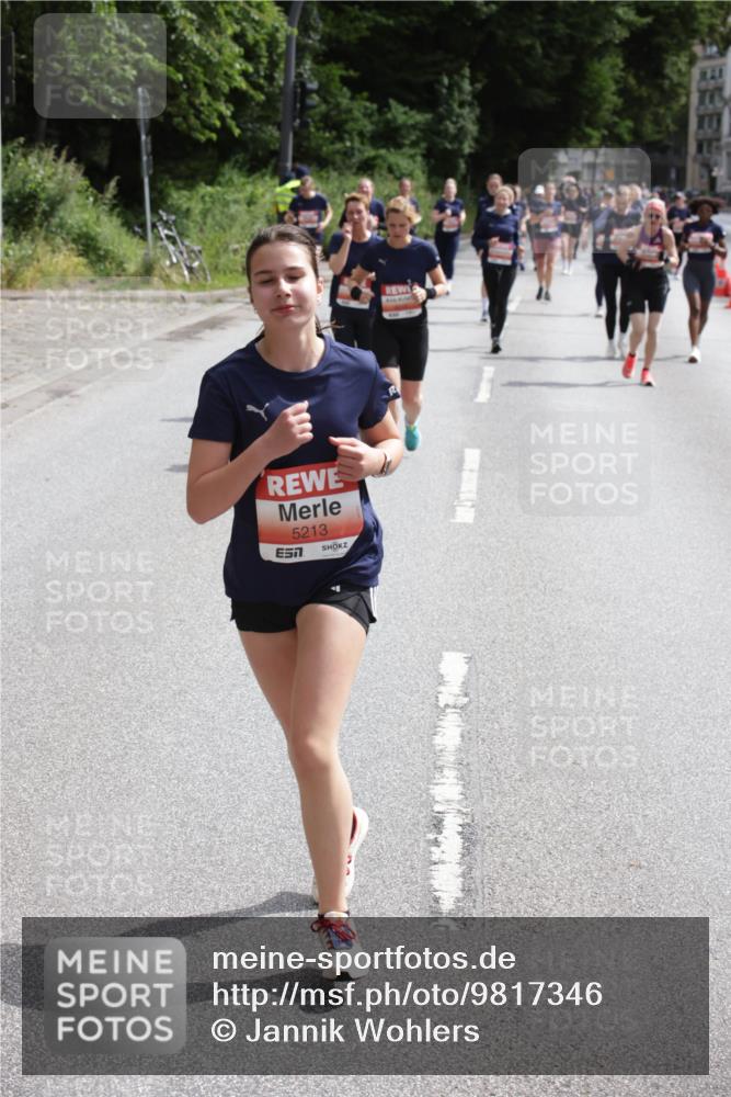 14.06.2026 - REWE Women's Run Jannik Wohlers http://msf.ph/oto/9817346 14.06.2026 10:56:12 Laufen 5213 meine-sportfotos.de