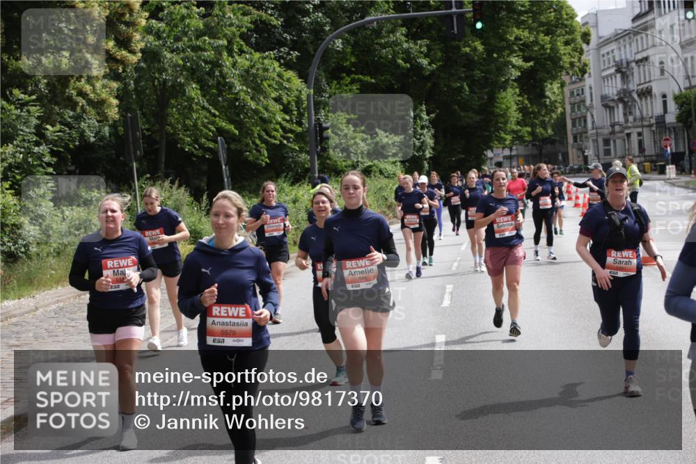 14.06.2026 - REWE Women's Run Jannik Wohlers http://msf.ph/oto/9817370 14.06.2026 10:56:18 Laufen 5579, 57, 5845, 57 meine-sportfotos.de