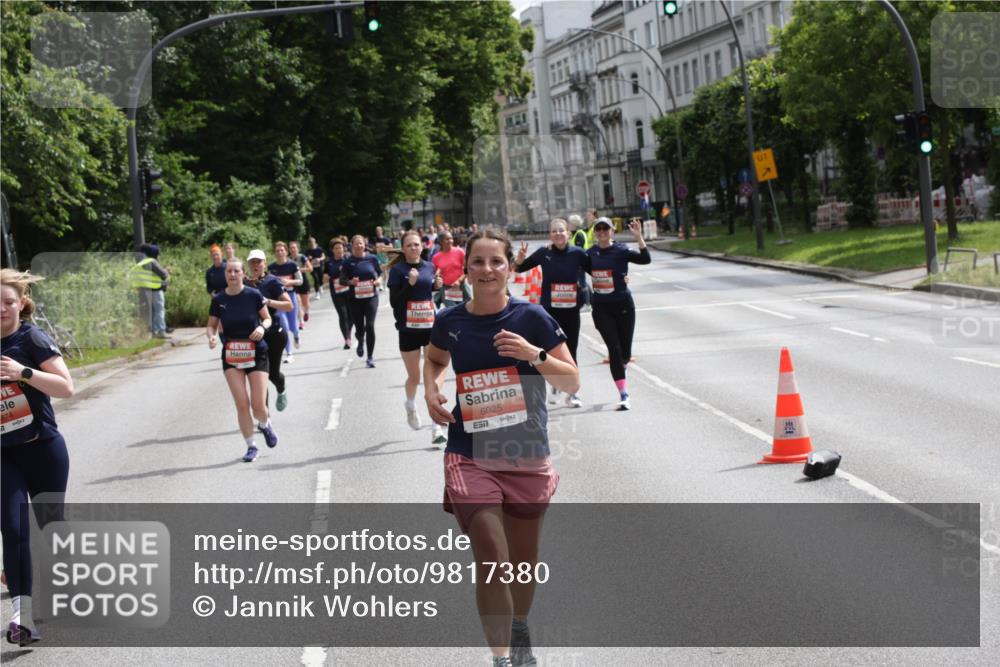 14.06.2026 - REWE Women's Run Jannik Wohlers http://msf.ph/oto/9817380 14.06.2026 10:56:20 Laufen 874, 7, 6025, 657, 1 meine-sportfotos.de