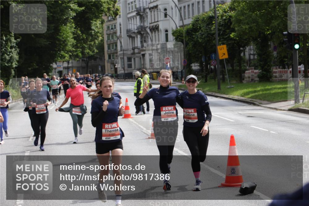 14.06.2026 - REWE Women's Run Jannik Wohlers http://msf.ph/oto/9817386 14.06.2026 10:56:22 Laufen 5193, 5242, 57, 1 meine-sportfotos.de