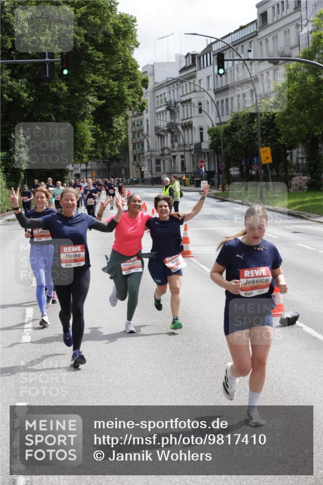 14.06.2026 - REWE Women's Run Jannik Wohlers http://msf.ph/oto/9817410 14.06.2026 10:56:25 Laufen 5648, 5307, 7, 1 meine-sportfotos.de
