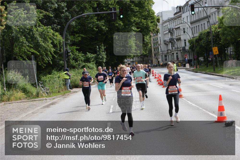 14.06.2026 - REWE Women's Run Jannik Wohlers http://msf.ph/oto/9817454 14.06.2026 10:56:33 Laufen 1, 7 meine-sportfotos.de