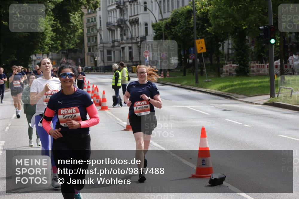 14.06.2026 - REWE Women's Run Jannik Wohlers http://msf.ph/oto/9817488 14.06.2026 10:56:41 Laufen 5907, 7, 1 meine-sportfotos.de