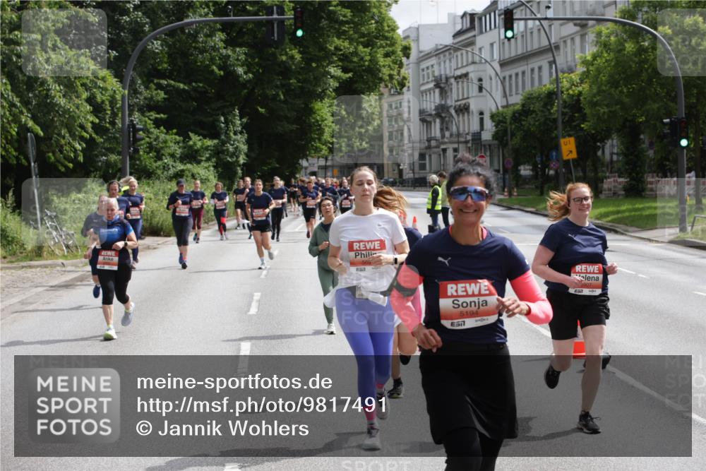 14.06.2026 - REWE Women's Run Jannik Wohlers http://msf.ph/oto/9817491 14.06.2026 10:56:42 Laufen 569, 5194, 7, 01, 5907 meine-sportfotos.de