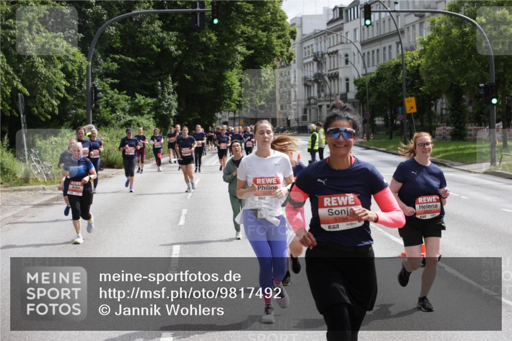 14.06.2026 - REWE Women's Run Jannik Wohlers http://msf.ph/oto/9817492 14.06.2026 10:56:42 Laufen 01, 5690, 57, 5194, 57, 651, 5907 meine-sportfotos.de
