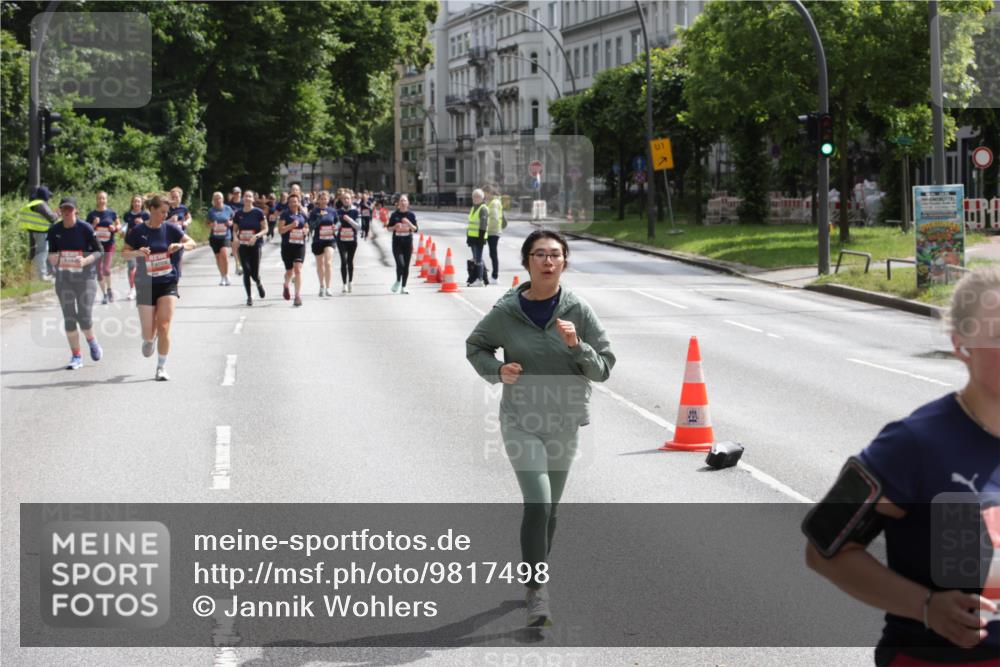 14.06.2026 - REWE Women's Run Jannik Wohlers http://msf.ph/oto/9817498 14.06.2026 10:56:45 Laufen 1 meine-sportfotos.de