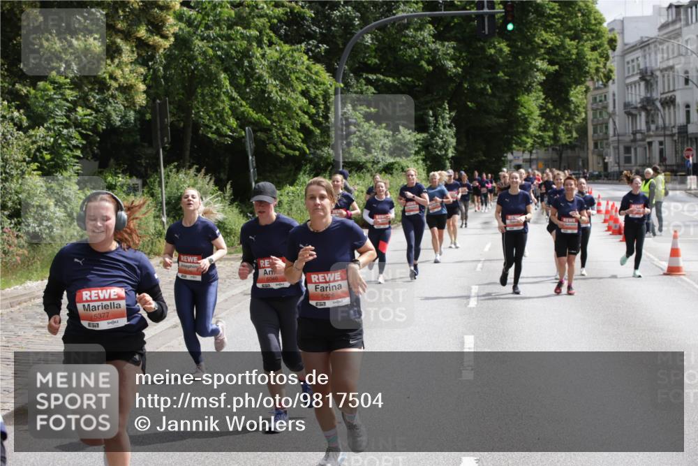 14.06.2026 - REWE Women's Run Jannik Wohlers http://msf.ph/oto/9817504 14.06.2026 10:56:48 Laufen 5377, 5046, 651, 5326, 517 meine-sportfotos.de