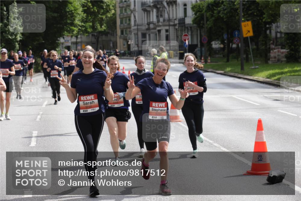 14.06.2026 - REWE Women's Run Jannik Wohlers http://msf.ph/oto/9817512 14.06.2026 10:56:51 Laufen 5720, 51, 5059, 57, 5721, 1 meine-sportfotos.de