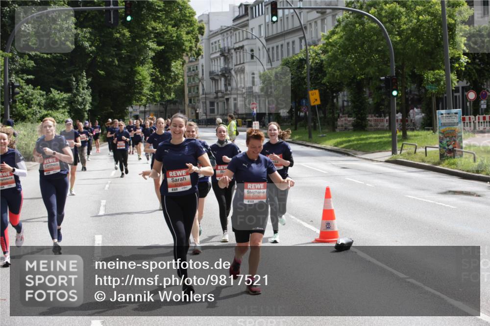 14.06.2026 - REWE Women's Run Jannik Wohlers http://msf.ph/oto/9817521 14.06.2026 10:56:51 Laufen 5720, 57, 5721, 7, 01 meine-sportfotos.de