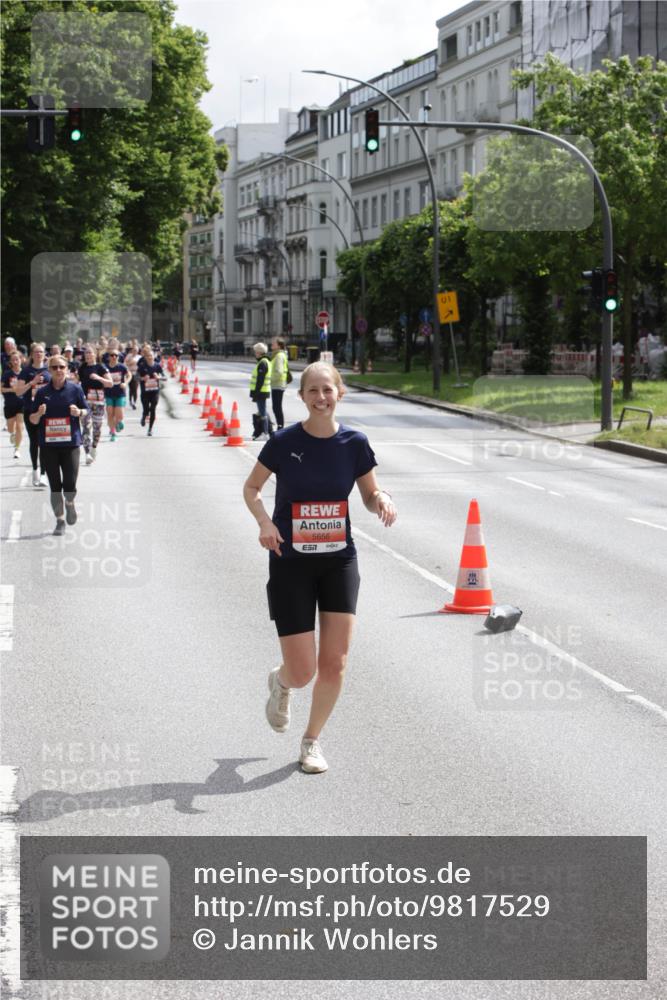 14.06.2026 - REWE Women's Run Jannik Wohlers http://msf.ph/oto/9817529 14.06.2026 10:56:55 Laufen 5656, 57, 1 meine-sportfotos.de