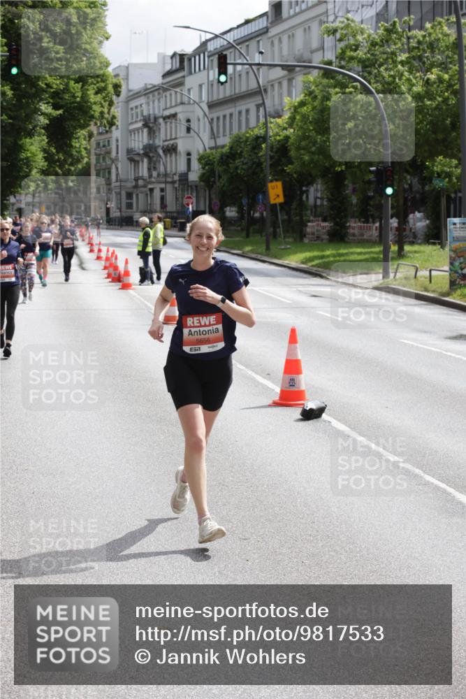 14.06.2026 - REWE Women's Run Jannik Wohlers http://msf.ph/oto/9817533 14.06.2026 10:56:55 Laufen 5656, 7, 1 meine-sportfotos.de