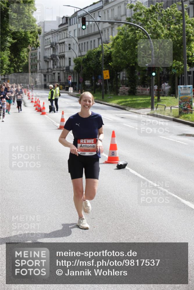 14.06.2026 - REWE Women's Run Jannik Wohlers http://msf.ph/oto/9817537 14.06.2026 10:56:55 Laufen 5656, 01 meine-sportfotos.de
