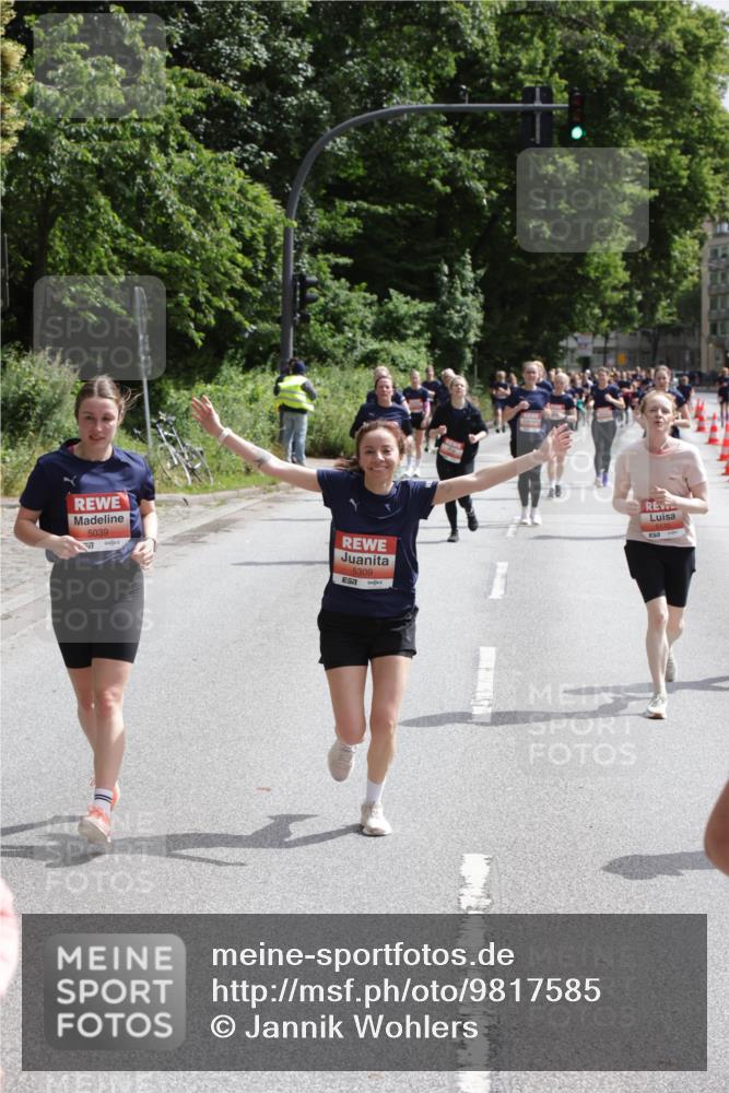 14.06.2026 - REWE Women's Run Jannik Wohlers http://msf.ph/oto/9817585 14.06.2026 10:57:08 Laufen 5039, 37, 5309 meine-sportfotos.de