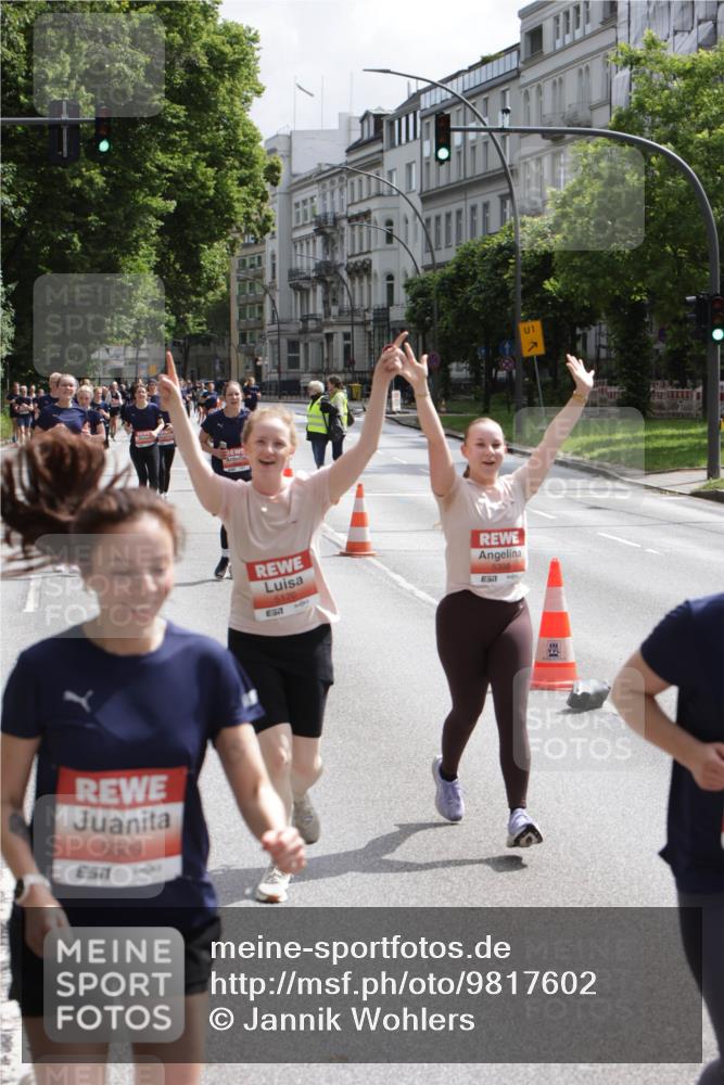 14.06.2026 - REWE Women's Run Jannik Wohlers http://msf.ph/oto/9817602 14.06.2026 10:57:10 Laufen 5309, 57, 5170, 7, 5398, 1 meine-sportfotos.de